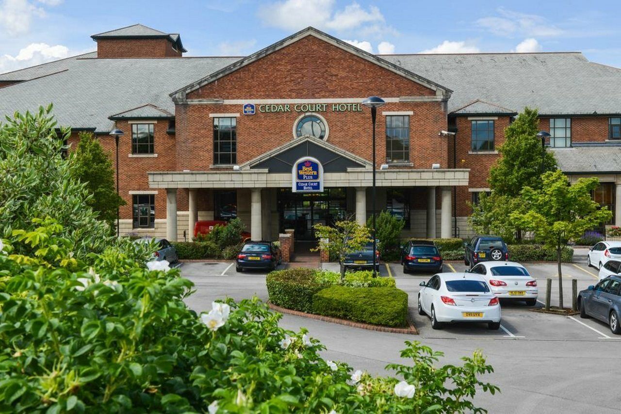 Hotel Cedar Court 4*